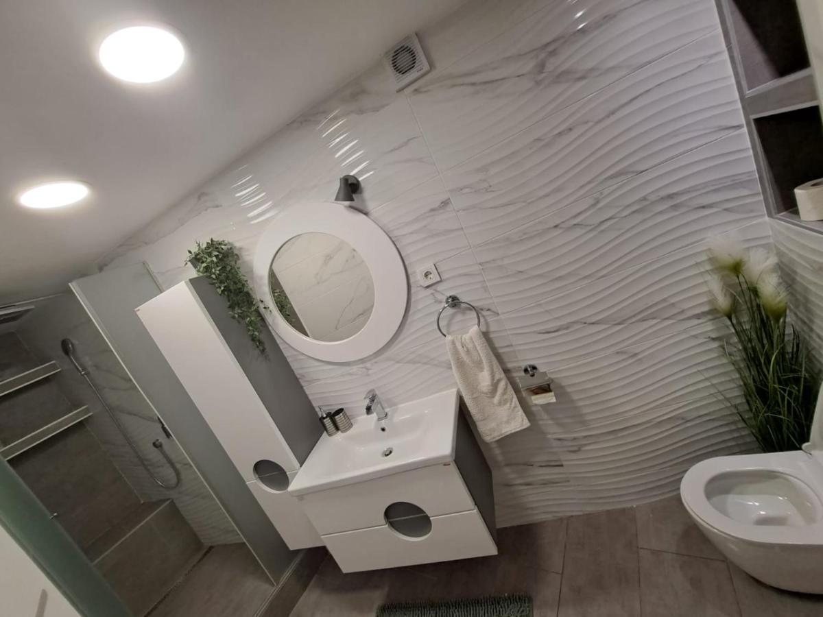 *Enjoy* Apartment Sibenik Luaran gambar