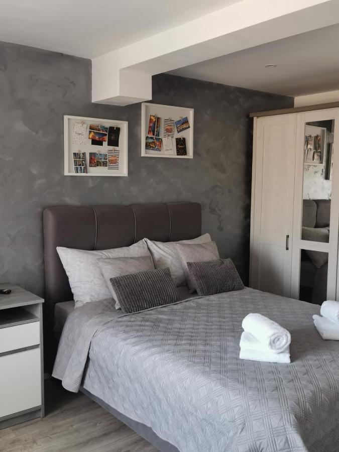 *Enjoy* Apartment Sibenik Luaran gambar