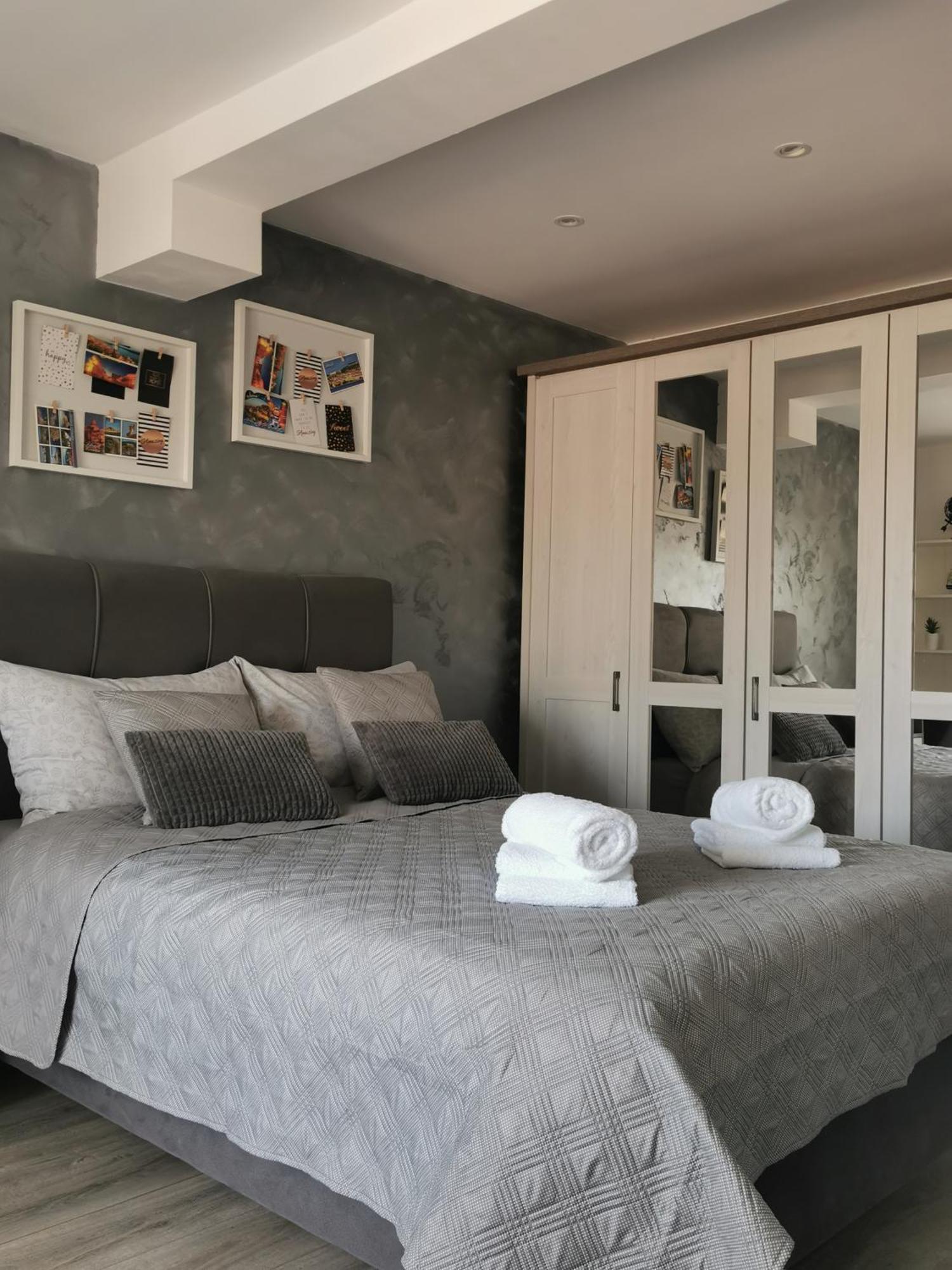 *Enjoy* Apartment Sibenik Bilik gambar