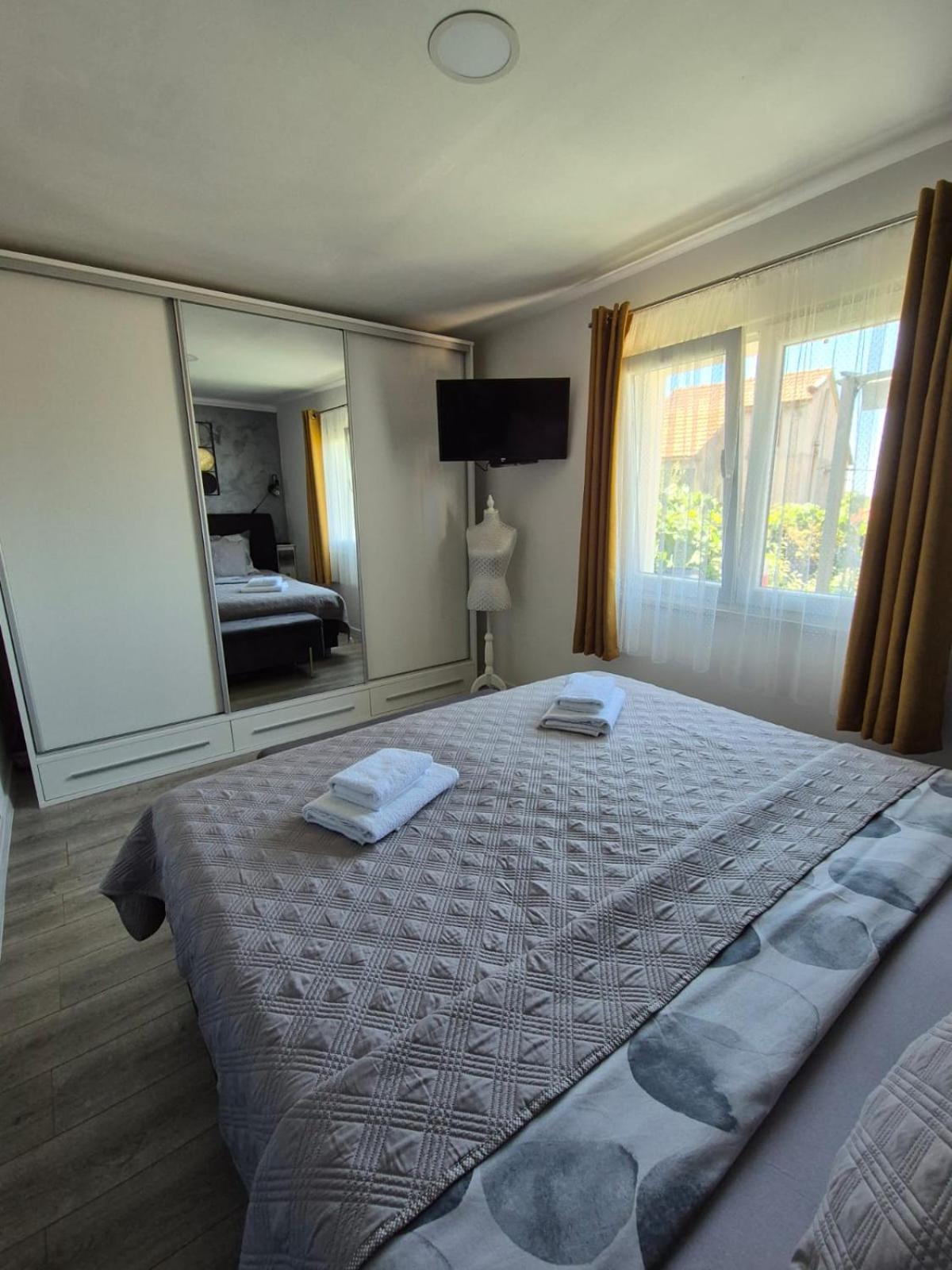 *Enjoy* Apartment Sibenik Luaran gambar